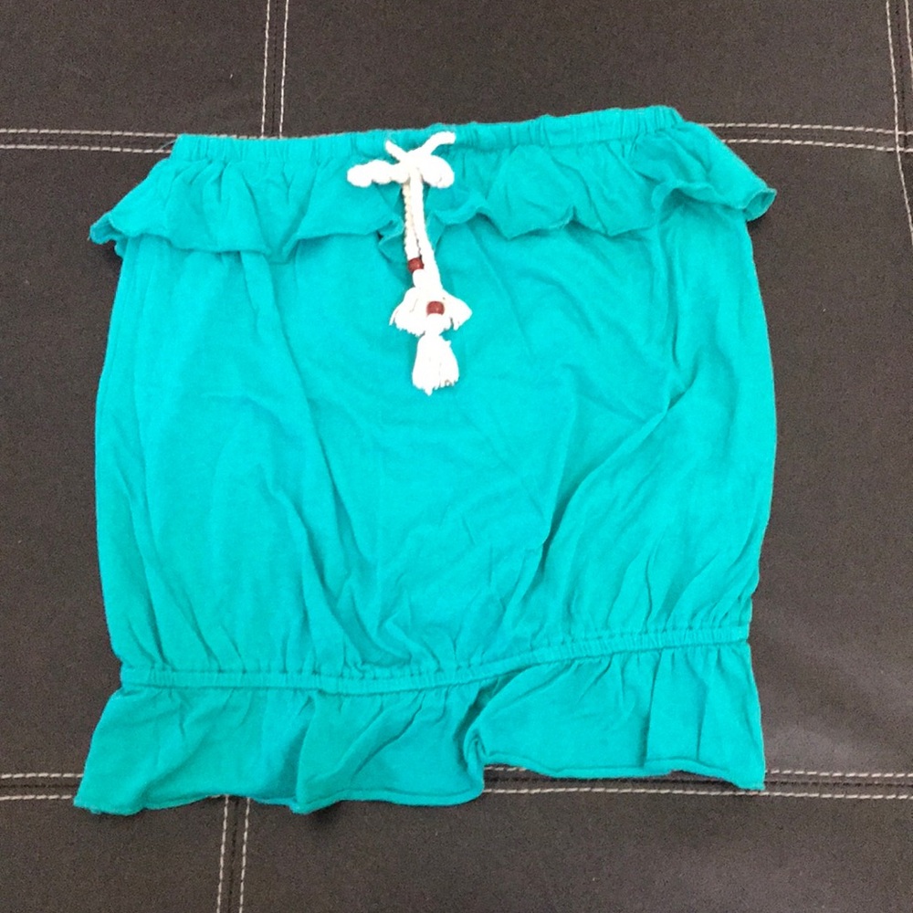 Off shoulders shirt